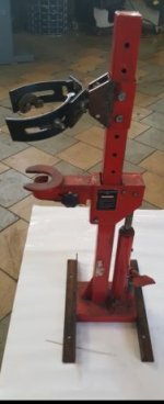 sciagacz-hydrauliczny-sprezyn.jpg